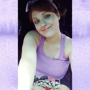 Meet your Posher, Lana